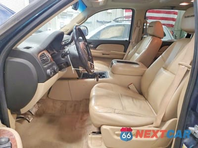 Zdjęcie 7 z 13 samochodu: 2007 CHEVROLET SUBURBAN K1500 VIN:3GNFK16327G116051 - miniatura