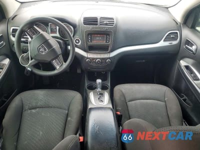 Zdjęcie 8 z 12 samochodu: 2017 DODGE JOURNEY SE VIN:3C4PDCAB2HT599888 - miniatura