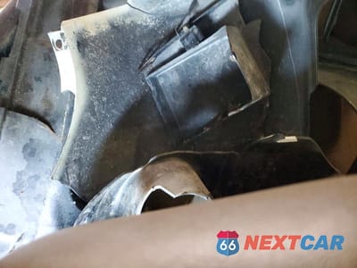 Zdjęcie 10 z 11 samochodu: 2004 CHEVROLET SILVERADO K1500 VIN:2GCEK13T341411284 - miniatura