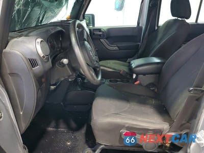 Zdjęcie 7 z 12 samochodu: 2017 JEEP WRANGLER UNLIMITED SPORT VIN:1C4BJWDG8HL570595 - miniatura