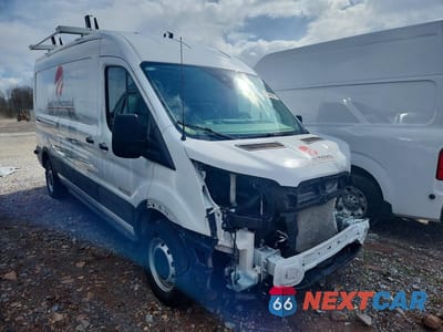 Czwarte zdjęcie samochodu z boku: 2024 FORD TRANSIT T-250 VIN:1FTBR1C85RKB64030 - miniatura