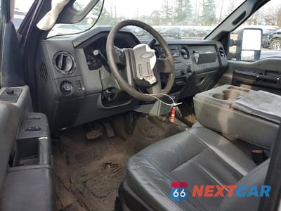 Zdjęcie 8 z 12 samochodu: 2016 FORD F250 SUPER DUTY VIN:1FT7X2A69GEC16645 - miniatura