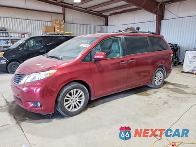 2012 TOYOTA SIENNA XLE 8-PASSENGER 5TDYK3DCXCS215924 - główne zdjęcie licytacji z USA - miniatura