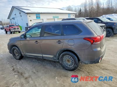 Drugie zdjęcie samochodu z przodu: 2016 MITSUBISHI OUTLANDER ES VIN:JA4AZ2A39GZ611353 - miniatura
