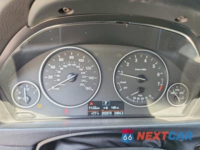 Zdjęcie 9 z 12 samochodu: 2016 BMW 320 I VIN:WBA8E1G53GNT36165 - miniatura