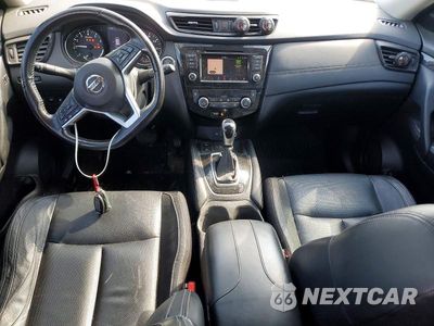 Zdjęcie 8 z 13 samochodu: 2018 NISSAN ROGUE SL VIN:JN8AT2MT2JW459920 - miniatura
