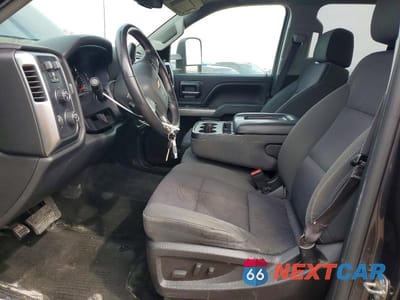 Zdjęcie 7 z 12 samochodu: 2015 CHEVROLET SILVERADO K1500 LT VIN:1GCVKREC8FZ280875 - miniatura