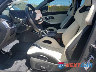 Zdjęcie 7 z 13 samochodu: 2024 BMW M3 COMPETITION VIN:WBS33AY09RFT22220 - miniatura