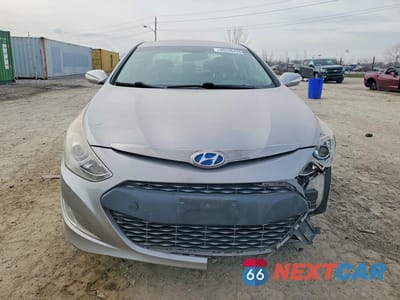 Piąte zdjęcie samochodu w środku: 2013 HYUNDAI SONATA HYBRID VIN:KMHEC4A41DA088672 - miniatura