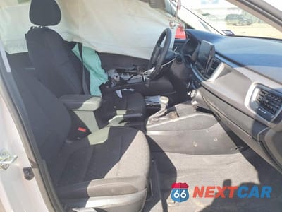 Zdjęcie 7 z 12 samochodu: 2023 KIA RIO S VIN:3KPA24AD2PE602777 - miniatura