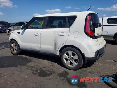 Drugie zdjęcie samochodu z przodu: 2019 KIA SOUL BASE VIN:KNDJN2A25K7005898 - miniatura