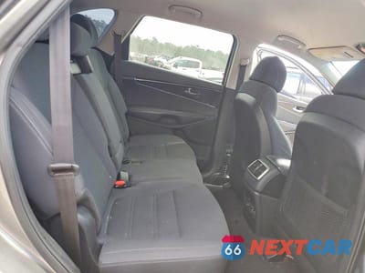 Zdjęcie 11 z 12 samochodu: 2017 KIA SORENTO LX VIN:5XYPG4A33HG247609 - miniatura