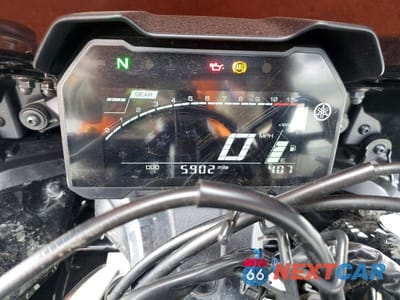 Zdjęcie 7 z 9 samochodu: 2024 YAMAHA YZFR7 VIN:JYARM38E4RA013186 - miniatura