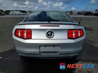 Zdjęcie 6 z 11 samochodu: 2012 FORD MUSTANG VIN:1ZVBP8AM0C5275070 - miniatura