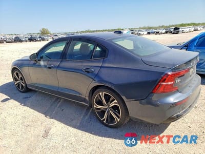 Drugie zdjęcie samochodu z przodu: 2024 VOLVO S60 CORE VIN:7JRL12FK0RG298392 - miniatura
