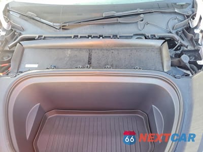 Zdjęcie 11 z 12 samochodu: 2023 TESLA MODEL Y VIN:7SAYGAEE8PF610994 - miniatura