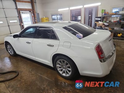 Drugie zdjęcie samochodu z przodu: 2011 CHRYSLER 300 LIMITED VIN:2C3CA5CG6BH559345 - miniatura