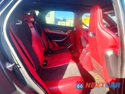Zdjęcie 10 z 11 samochodu: 2022 JAGUAR F-PACE SVR VIN:SADCZ2EE0NA696240 - miniatura
