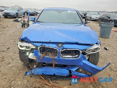 Piąte zdjęcie samochodu w środku: 2017 BMW 330 XI VIN:WBA8D9G30HNU62582 - miniatura
