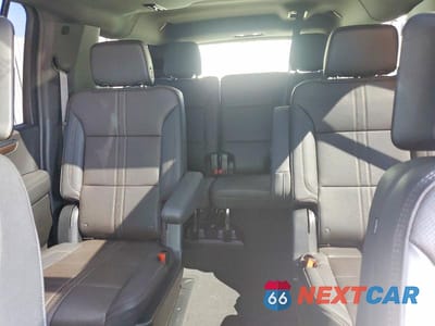 Zdjęcie 10 z 13 samochodu: 2025 CHEVROLET SUBURBAN K1500 HIGH COUNTRY VIN:1GNS6GRL4SR301292 - miniatura