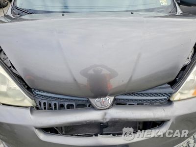 Zdjęcie 12 z 14 samochodu: 2004 TOYOTA SIENNA LE 8 PASSENGER VIN:5TDZA23C34S111506 - miniatura