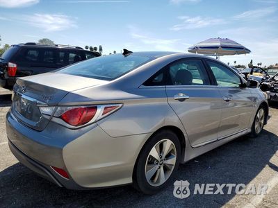 Trzecie zdjęcie samochodu z tyłu: 2012 HYUNDAI SONATA HYBRID BASE VIN:KMHEC4A42CA061642 - miniatura