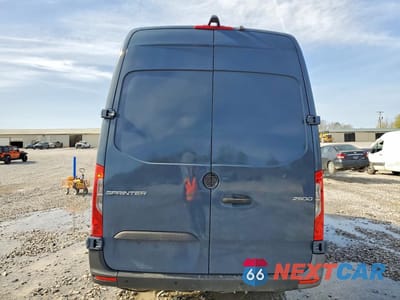 Zdjęcie 6 z 12 samochodu: 2019 MERCEDES BENZ SPRINTER 2500 DELIVERY VAN VIN:WD4PF1CD8KT012048 - miniatura