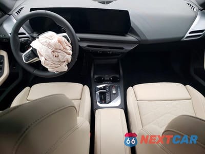 Zdjęcie 8 z 11 samochodu: 2026 BMW 228XI VIN:WBA23GG09T7U19715 - miniatura