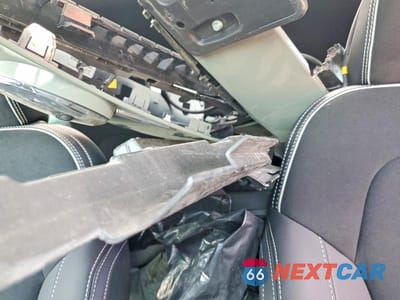 Zdjęcie 10 z 12 samochodu: 2023 VOLVO C40 RECHARGE ULTIMATE VIN:YV4ED3GM9P2045096 - miniatura