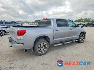 Trzecie zdjęcie samochodu z tyłu: 2013 TOYOTA TUNDRA GRADE VIN:5TFEM5F12DX063573 - miniatura