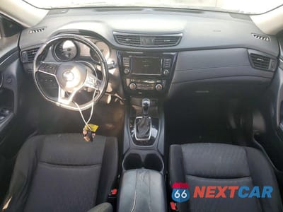 Zdjęcie 8 z 13 samochodu: 2020 NISSAN ROGUE SV VIN:JN8AT2MT0LW041830 - miniatura