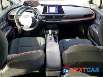 Zdjęcie 8 z 12 samochodu: 2024 TOYOTA PRIUS PRIME SE VIN:JTDACACU6R3012729 - miniatura