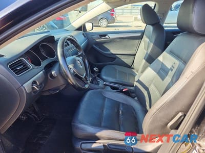 Zdjęcie 7 z 12 samochodu: 2017 VOLKSWAGEN JETTA SE VIN:3VWB67AJXHM246616 - miniatura