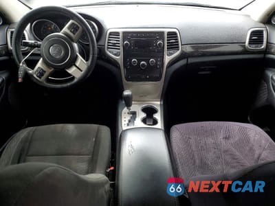 Zdjęcie 8 z 13 samochodu: 2011 JEEP GRAND CHEROKEE LAREDO VIN:1J4RR4GG1BC580782 - miniatura