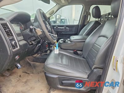 Zdjęcie 7 z 12 samochodu: 2017 RAM 5500 VIN:3C7WRNEL9HG676893 - miniatura