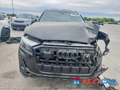 Piąte zdjęcie samochodu w środku: 2025 AUDI Q7 PREMIUM PLUS VIN:WA1LVBF78SD017617 - miniatura