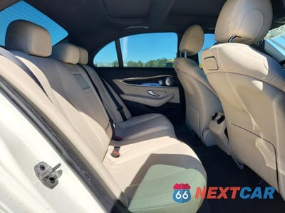 Zdjęcie 10 z 11 samochodu: 2019 MERCEDES-BENZ E 300 VIN:WDDZF4JB9KA509343 - miniatura