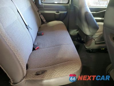 Zdjęcie 11 z 14 samochodu: 2025 CHEVROLET EXPRESS G3500 LT VIN:1GAZGPFP2S1228958 - miniatura