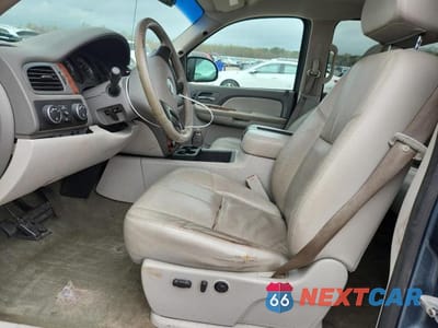 Zdjęcie 7 z 12 samochodu: 2008 CHEVROLET SILVERADO K1500 VIN:3GCEK13328G274609 - miniatura