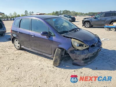 Czwarte zdjęcie samochodu z boku: 2008 HONDA FIT SPORT VIN:JHMGD38638S074279 - miniatura