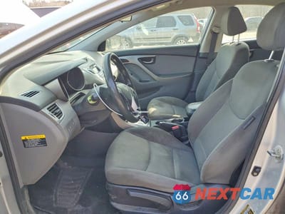 Zdjęcie 7 z 12 samochodu: 2012 HYUNDAI ELANTRA GLS VIN:KMHDH4AE6CU375606 - miniatura