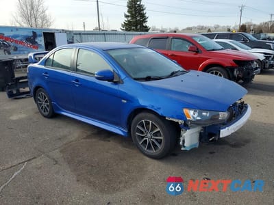 Czwarte zdjęcie samochodu z boku: 2015 MITSUBISHI LANCER SE VIN:JA32V2FW5FU001789 - miniatura