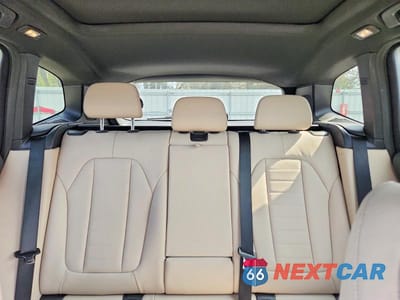 Zdjęcie 10 z 13 samochodu: 2019 BMW X3 XDRIVE30I VIN:5UXTR9C58KLE14032 - miniatura