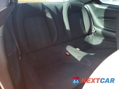 Zdjęcie 10 z 12 samochodu: 2019 FORD MUSTANG VIN:1FA6P8TH3K5117573 - miniatura