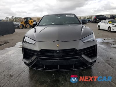 Piąte zdjęcie samochodu w środku: 2023 LAMBORGHINI URUS S VIN:ZPBUB3ZL9PLA25569 - miniatura
