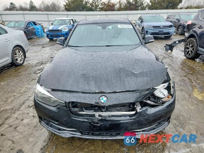 Piąte zdjęcie samochodu w środku: 2016 BMW 328 XI SULEV VIN:WBA8E3C51GK501083 - miniatura