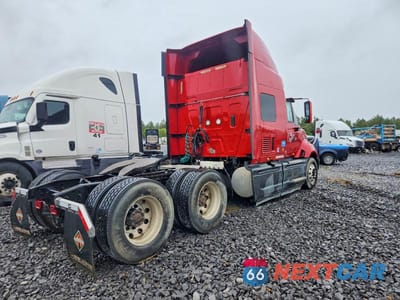 Czwarte zdjęcie samochodu z boku: 2016 INTERNATIONAL PROSTAR VIN:3HSDJSNR8GN261337 - miniatura