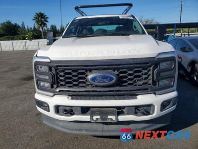Piąte zdjęcie samochodu w środku: 2024 FORD F250 SUPER DUTY VIN:1FT8W2BA2REE78360 - miniatura