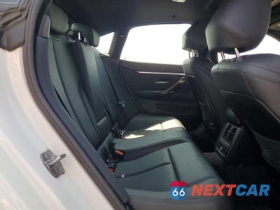 Zdjęcie 10 z 12 samochodu: 2019 BMW 430I VIN:WBA4J1C54KBM16164 - miniatura