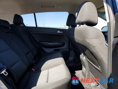 Zdjęcie 11 z 12 samochodu: 2017 KIA SPORTAGE LX VIN:KNDPMCAC7H7269645 - miniatura